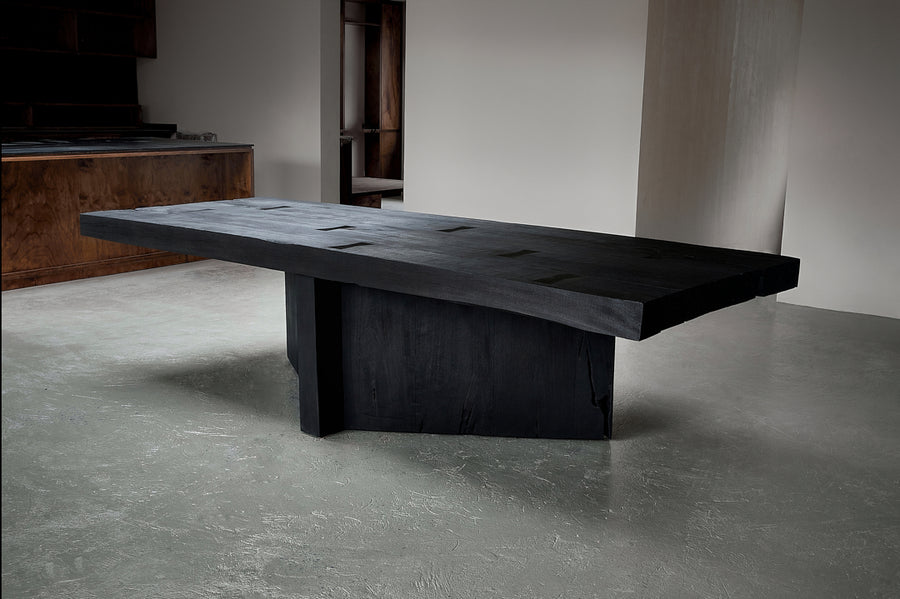 Arcos Dining Table